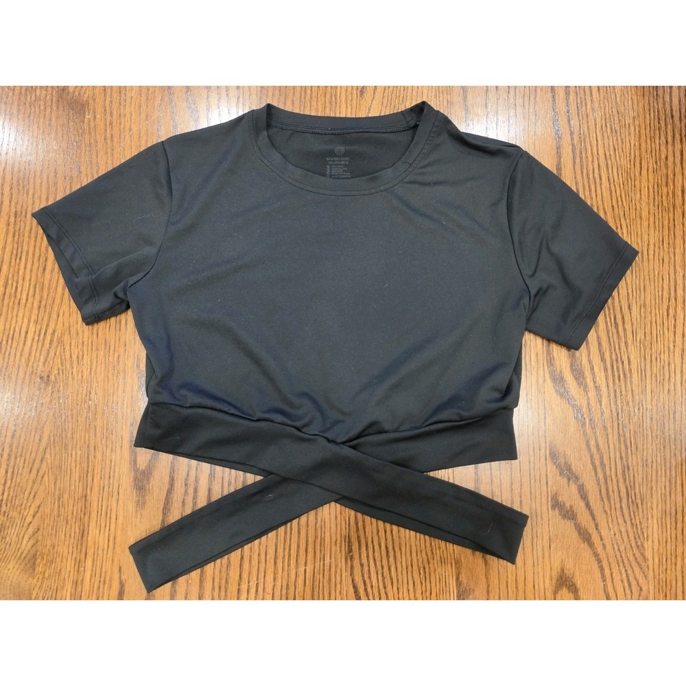 NVGTN Black Cropped Side Cut Out  Short Sleeve‎ T-Shirt Size M Athleisure Baddie
